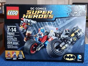 *RETIRED* LEGO DC Comics Super Heroes: Gotham City Cycle Chase (76053) *NIB*