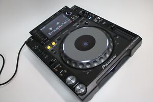 Pioneer CDJ-2000 Nexus Pro DJ Multi Player Digital Turntable CDJ2000NXS .