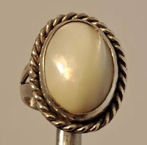 NATIVE AMERICAN HANDMADE Sterling Silver MOP Mother of Pearl Ring size 5.5 NICE