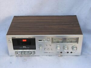 Akai GXC 709D Cassette deck, cleaned and new belts
