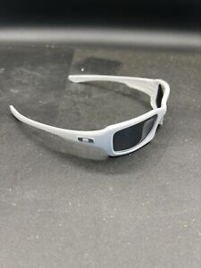 Oakley 4+1 (5) Squared Sunglasses White With Bag And Carry Case