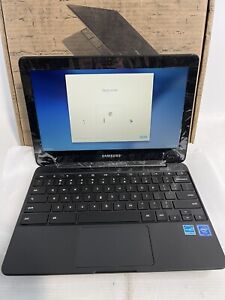 Samsung 500C13-S02 Chromebook 3 11.6in.  4GB RAM 16GB SSD Intel Celeron Laptop