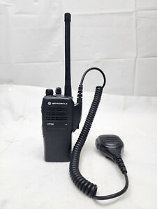 Motorola HT750 136-174 MHz VHF 16ch 2-Way Portable Radio AAH25KDC9AA3AN - USED