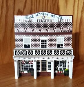 Sheila's Collectibles Gone with the Wind GENERAL STORE shelf sitter