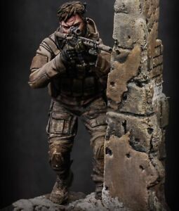 Unpainted 1/24 Resin Figure Model Kit US Special forces with base Military Theme