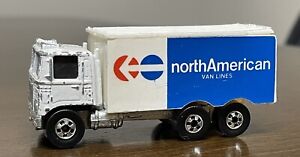 1973 North American Van Lines Box Truck Hot Wheels 1:64