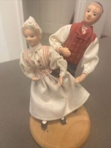 Vintage Finland Finnish Doll made by  SUOMALAINEN KANSALLiSPUKU 5.5 “Tall