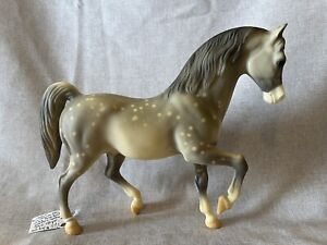 Breyer Horse #965 Calife Dapple Grey Family Arabian Stallion CE 1996