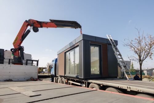 New mobile prefabricated container House - Build your own layout/interior