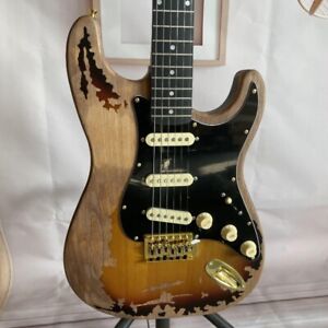 New ListingHeavy Relic ST Handmade Electric Guitar Basswood Body 3S Pickup Gold Hardware