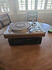 Yamaha YP-D6 direct drive turntable  record player turns on.