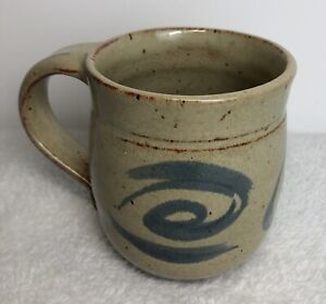 Studio Art Pottery Mug/Coffee Glazed Handled Tan/Blue Speckled 3.5” Tall, Signed