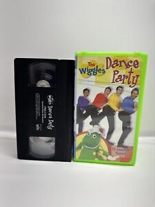 Wiggles, The: Wiggles Dance Party (VHS, 2001) Lime Green Clamshell 15 tunes