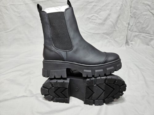 Women's Devan Winter Boots - A New Day - Black Zip up