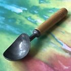 Vintage Sourceline Ice Cream Scoop with Wooden Handle Made In Taiwan