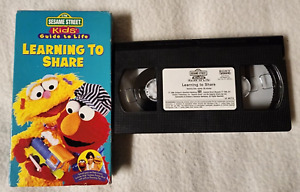 Sesame Street Learning to Share VHS Video Tape 1996 Muppets CTW Jim Henson EUC