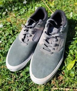 Emerica Reynolds Skate Shoes Men's 9 Gray Low Top Suede Gum Lace Up