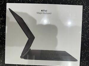 Apple Magic Keyboard 12.9-inch iPad Pro 3rd Gen, 4th Gen, 5th Gen - Black