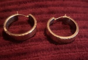 14k solid gold wide large hollow hoop earrings. Scallop Edge 3.4 Grams 1.2