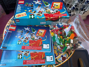 LEGO 40222 CHRISTMAS BUILD UP COMPLETE WITH BOX & INSTRUCTIONS