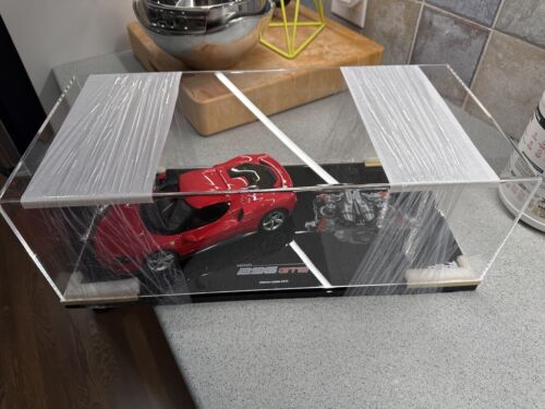 1/18 BBR FERRARI 296 GTB, RED CORSA 322. special Base With Engine Print. 4/10