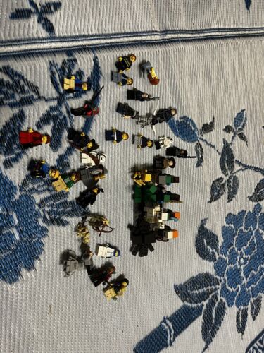 Lego Minifigures Lot Of 42 Figures