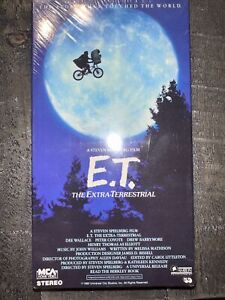 New Listing1988 FACTORY SEALED E.T. VHS MCA Watermark All Black * No Green Rare Vintage Igs