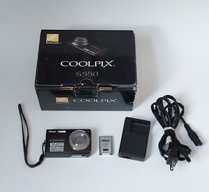 New ListingTested Working Nikon COOLPIX S550 10.0MP Digital Camera Charger Graphite Black