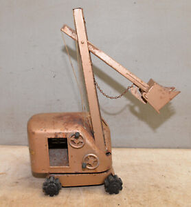 Structo Toy steam shovel construction earth mover crane pressed tin collectible