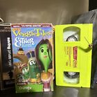 VeggieTales: Esther, The Girl Who Became Queen (VHS, 2000) Green Tape