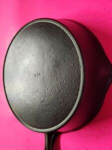 Vintage OlD VOLLRATH  Cast Iron No.5 Skillet with Heat Ring  -  RESTORED - FLAT