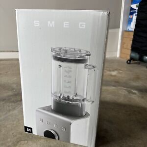 SMEG Professional Blender High Performance Sealed Box