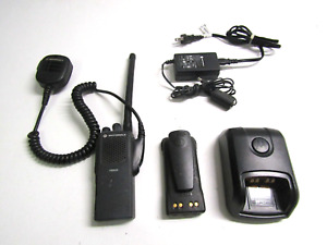 Motorola PR860 35-50 MHz Low Band Two Way Radio w Charger AAH45CEC9AA3AN