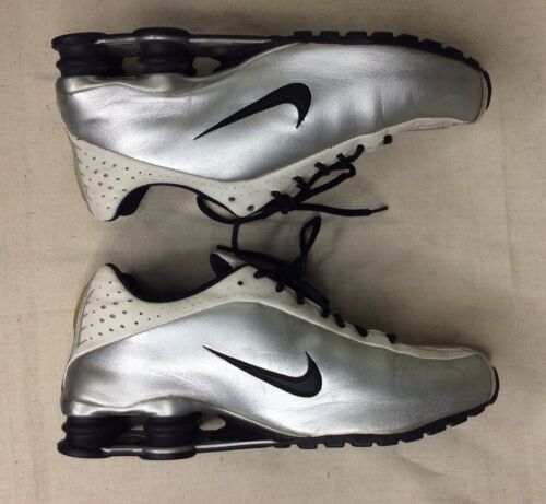 Nike Shox R4 OG Silver & Black Running Shoes 308666-001 Mens Size 10 RARE