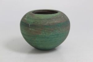 New ListingVintage Ben Diller Hawaii Green Raku Mini Pottery Vase Artist Signed Studio  2”