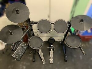 MILLENIUM MPS-200. ELECTRONIC DRUM KIT. SPARE PARTS: snare, tom, loom, clamp