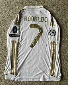 Cristiano Ronaldo 2011/2012 Home Jersey Long Sleeve Large