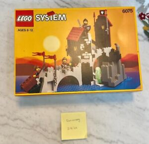 LEGO Castle 6075 Wolfpack Tower Open Box Sealed Bags New