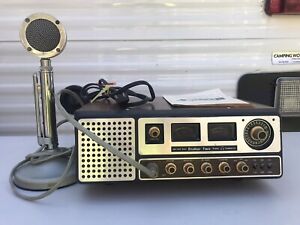 New ListingVINTAGE CB RADIO WITH THE ICONIC ASTATIC MICROPHONE D104 NOT TESTED