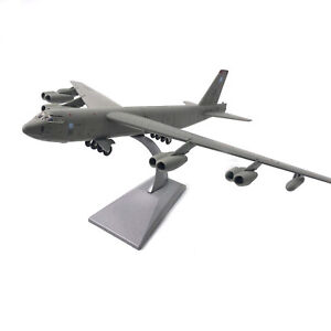 1/200 USAF B-52H Stratofortress Heavy Bomber Aircraft Model With Display Stand