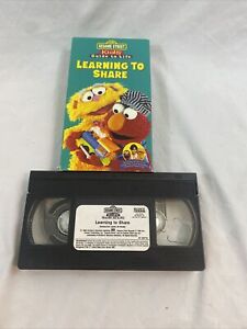 Sesame Street: Kids' Guide to Life - Learning to Share