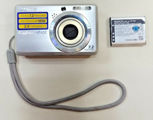 Sony Cyber-Shot DSC-S750 7.2MP Digital Camera Silver W/Battery No Charger