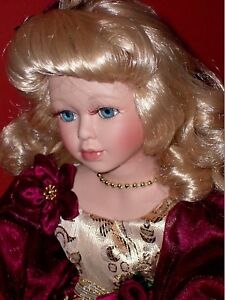 New ListingChristmas Great Long Hair Blonde Happy Doll Original The Heritage Collection 16