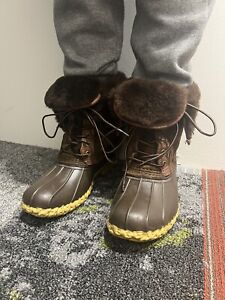 LL Bean Women's Shearling Lined Leather Duck Boots USA Size 9