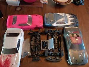 Team Associated Tc3 And Tc4 Electric RC 4wd Cars Plus 4 Bodies