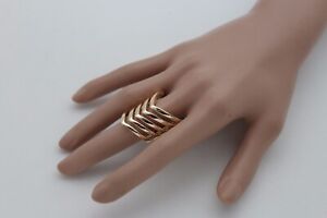 Women Gold Metal Ring Fashion Classic Style Elastic Band Chevron Stripes