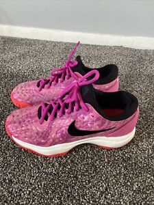 EUC Nike Zoom Women's Running Shoes. SIZE 6. Pink.