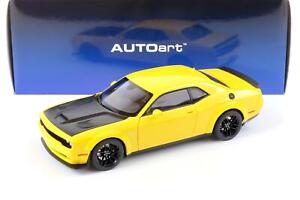 1:18 AUTOart Dodge Challenger SRT Hellcat Widebody Yellow Jacket/Satin Black