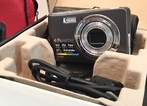 New ListingLot of 4 Cameras Polaroid Digital in Box, Polaroid Camcorder Red Case,+2 Film