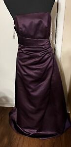 David’s bridal bridesmaid dress purple size 6 long length 